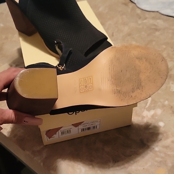 Nice open toe/back heels from Aldos - Picture 4 of 6